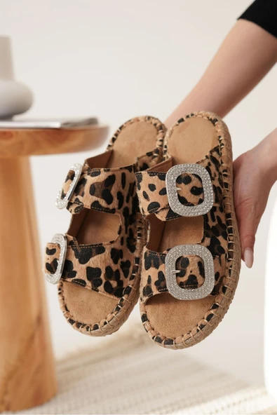 Tyna Süet Leopar Taşlı Kadın Terlik - Resim 3