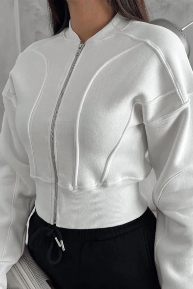 Kadın Fermuarlı Fit Cropped Sweatshirt – Sportif & Şehirli Stil - Resim 11