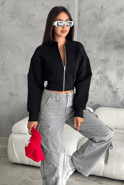 Kadın Fermuarlı Fit Cropped Sweatshirt – Sportif & Şehirli Stil - Resim 5