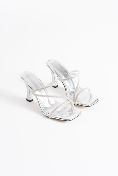 Capella Gümüş Kadın Taşlı Topuklu Terlik - Resim 7