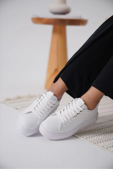 Nova Kadın Gümüş Detaylı Beyaz Sneaker - Resim 8