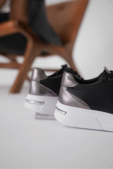 Vega Platin Detaylı Siyah Kadın Spor Ayakkabı - Resim 5