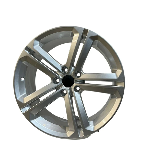 DY-1018 8*18 5*112 ET40 SILVER JANT  4 lü Takım ürün görseli