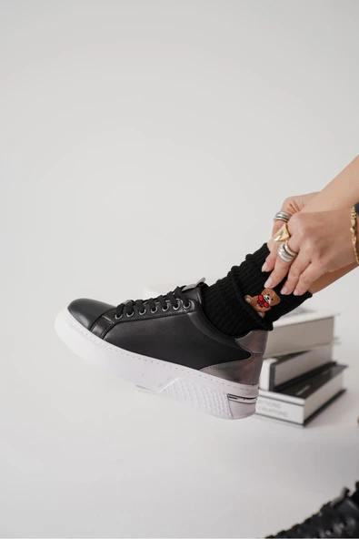 Vega Platin Detaylı Siyah Kadın Spor Ayakkabı - Resim 3