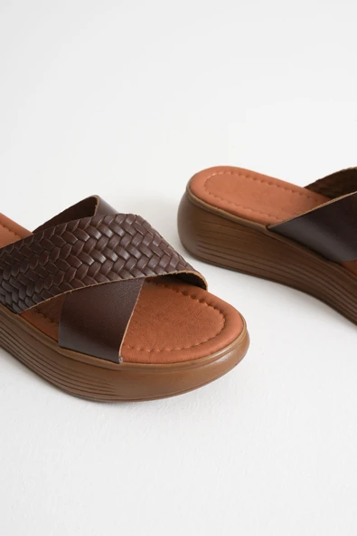 Fayn Acı Kahve Örgü Desenli Hakiki Deri Terlik - Resim 9