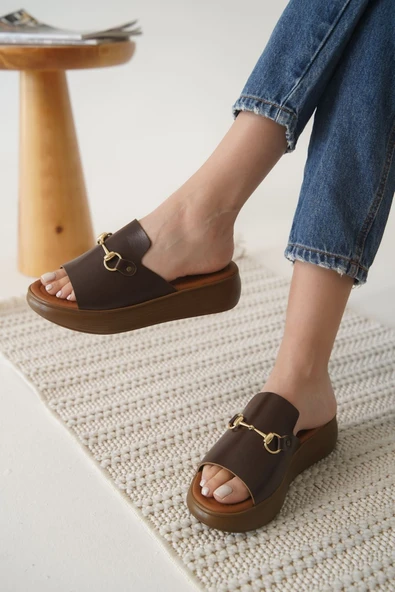 Nelly Acı Kahve Hakiki Deri Terlik - Resim 5