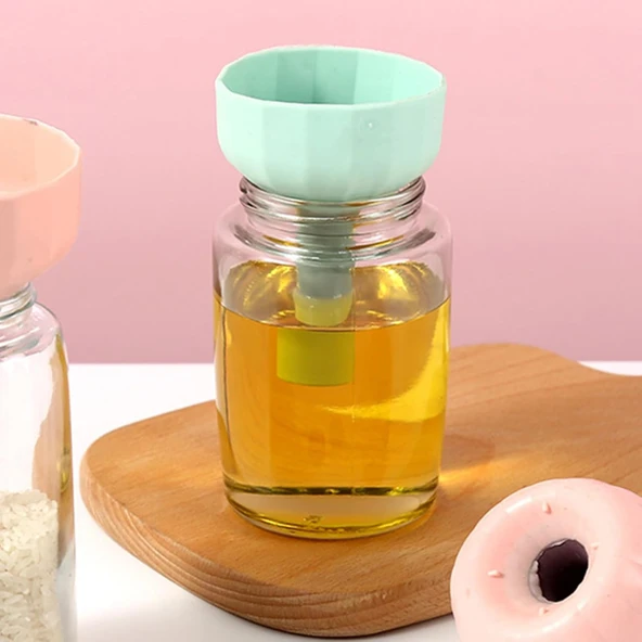 Silikon Süzgeçli Huni - Çok Amaçlı Şişe Kavanoz Hunisi - Sosluk veya Huni Olarak Kullanım - 2