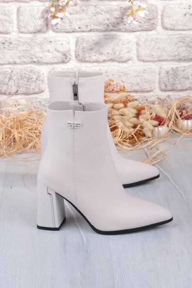 Guja 25K137 Baskılı Deri 8 Cm Yükseklik Kalın Topuklu Sivri Burun Kadın Bot - Resim 12