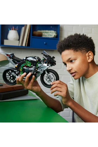 ® Technic Kawasaki Ninja H2R Motosiklet 42170 - 10+ Oyuncak Model Yapım Seti (643Parça) - 8