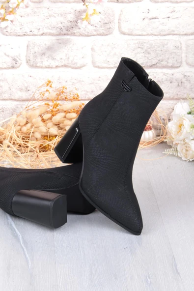 Guja 25K137 Baskılı Deri 8 Cm Yükseklik Kalın Topuklu Sivri Burun Kadın Bot - Resim 6