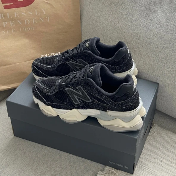 New Balance 9060 Kadın "Black & Sea Salt Kadın Spor Ayakkabı - Resim 3
