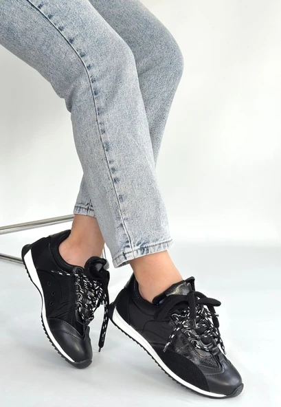 Ranu Siyah Cilt Paraşüt Detaylı Bağcıklı Spor Ayakkabı - 2