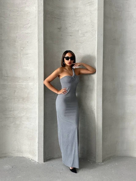 Tek omuz pliseli elbise - 5