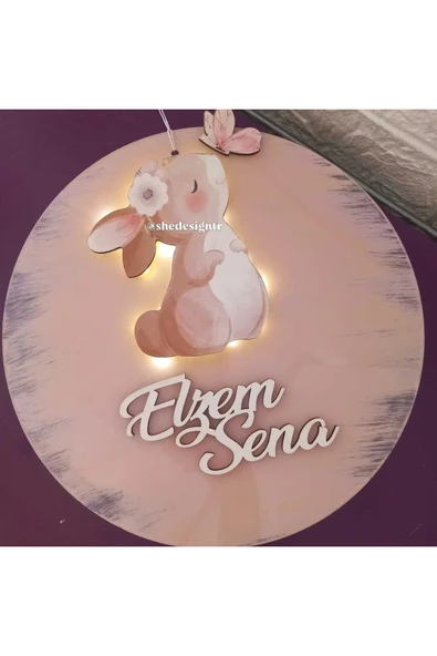 s'he design KIZ BEBEK İSMİNE ÖZEL HAZIRLANAN TAVŞANLI LEDLİ PLEKSİ KAPI SÜSÜ - Resim 2