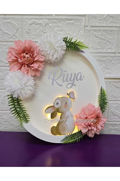s'he design KIZ BEBEK İSMİNE ÖZEL HAZIRLANAN TAVŞANLI ÇİÇEKLİ PANO - Resim 2