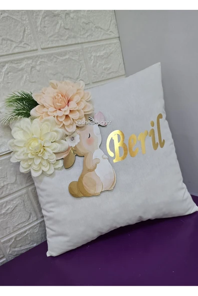 s'he design Bebek İsmine Özel Hazırlanan Çiçekli Tavşanlı Kapı Süsü Ve Takı Yastığı - Resim 3