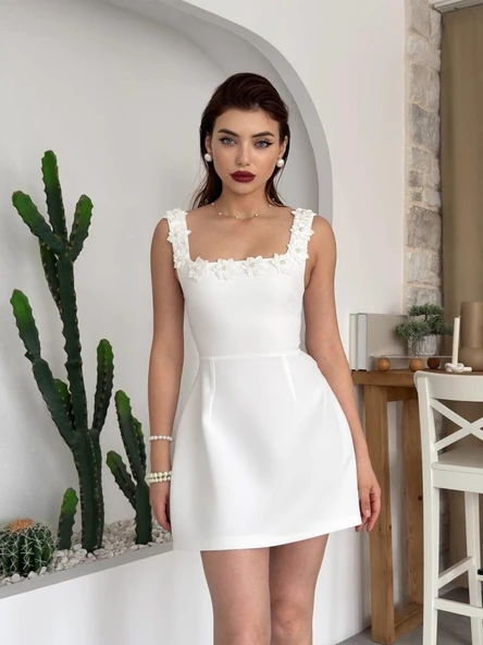 Alyosa Çiçek Detaylı Elbise ürün görseli 1