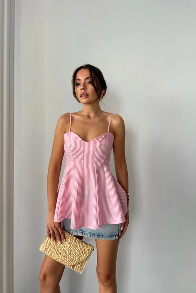 ÇİZGİLİ GOFRE ASKILI PENS DETAYLI BLUZ - Pembe - Resim 3