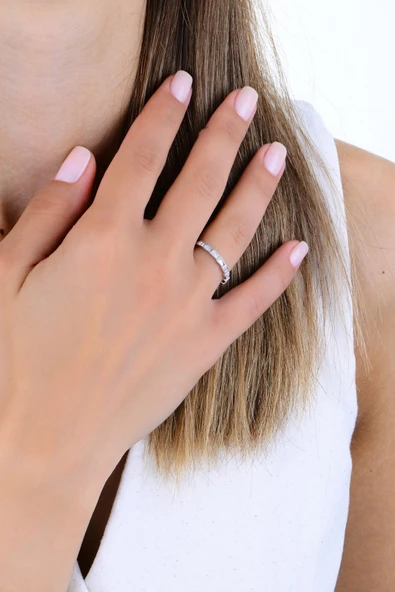 Gümüş rodyumlu zirkon ve sedef taşlı ışıltılı prizma tamtur yüzük - Resim 4