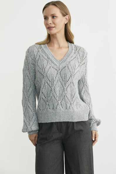 Delikli V Yaka Pullu Triko Kazak - Gri - Resim 3