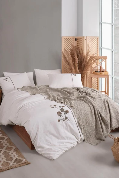 Vera 7 Parça %100 Pamuk Çift Kişilik Pikeli Nevresim Takımı Vizon ürün görseli