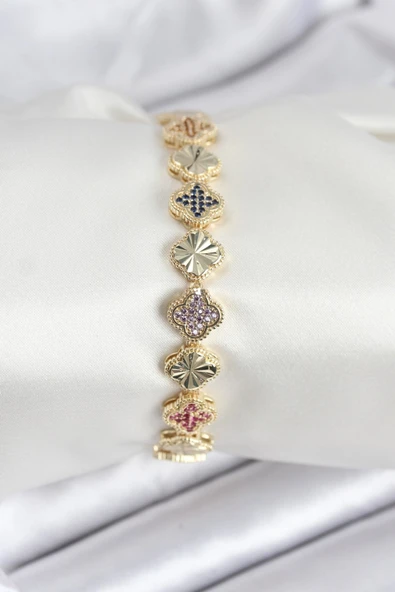 Pirinç VIP Seri Yonca Zirkon Taşlı Kadın Bileklik - TJ-BB7910 ürün görseli