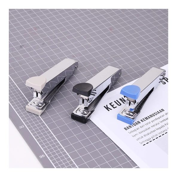 Deli Zımba Makinesi No10 15 Sayfa 0224 ürün görseli