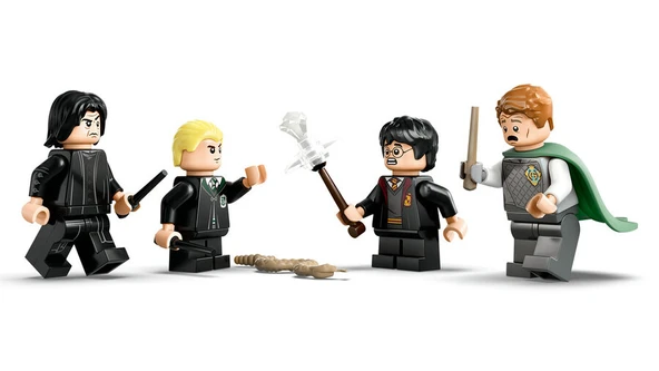LEGO® Harry Potter™ Hogwarts™ Şatosu: Düello Kulübü - 76441 - Resim 4