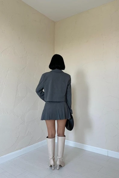 Gri Bomber Ceket Ve Pileli Etek Takım - 4