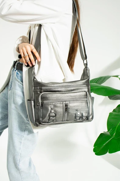 Y.S.Deri Kadın Postacı Çanta Çok Cepli 30*20 Cm Vegan Deri Bayan Çapraz Askılı Omuz Çantası - Resim 6