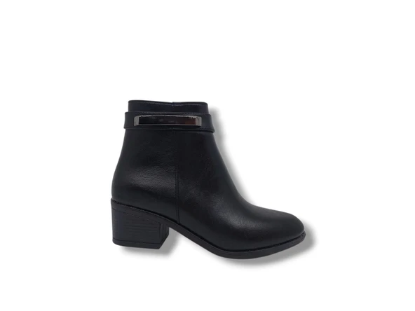 Zerhan 533 Kadın Siyah Tokalı Fermuarlı Alçak Topuklu Bot ürün görseli