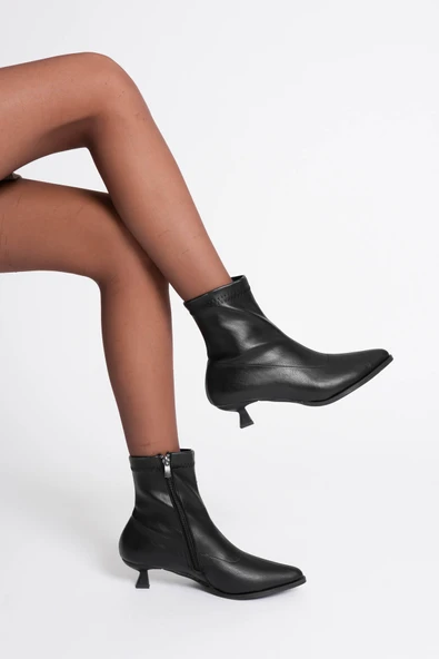 Anaira Kadın Siyah Topuklu Bot