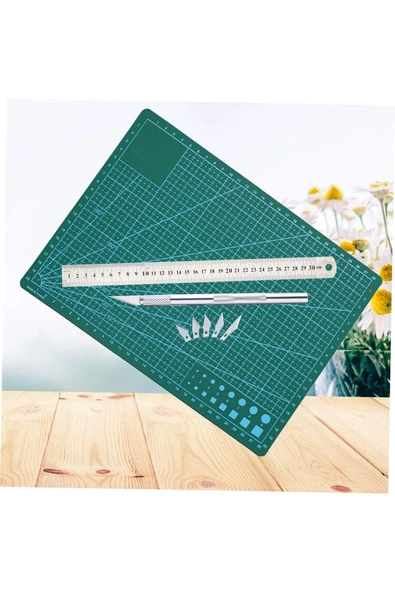 Çift Taraflı Kesim Altlığı A4 Kesim Matı Kretuar Bıçağı 5 Yedek Çelik Cetvel 30 cm A4 Kesim Seti ürün görseli