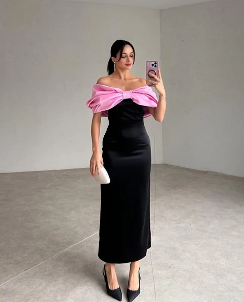 Pembe Önü Fiyonklu Elbise ürün görseli 1