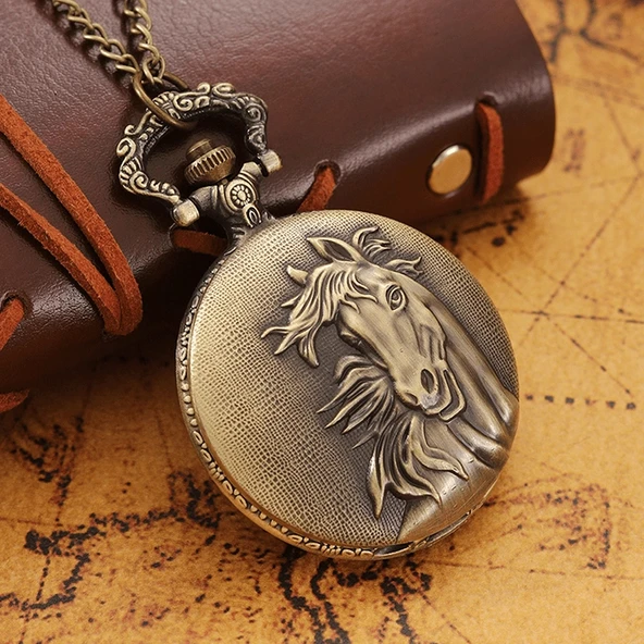 At Büstü Köstekli Saat Model 2 ürün görseli