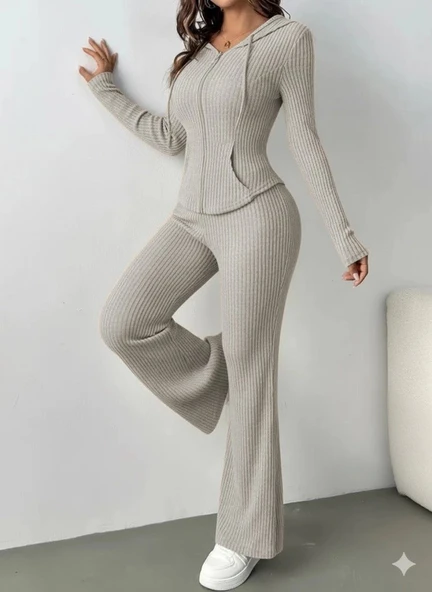 Kadın Uzun Kollu Kapşonlu önden Fermuarlı Kaşkorse Bluz Ve Pantolon Ikili Takım ürün görseli