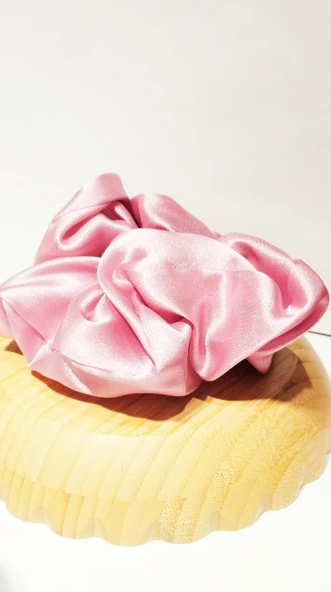 Monalisa Home Gösterişli Parlak Pembe Renk Büyük Esnek  Lastik Toka ürün görseli