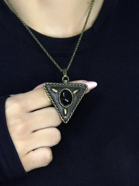 Doğal Taş Oniks Doğal Taşlı Üçgen Model Antik Kadın Kolye euk41o ürün görseli