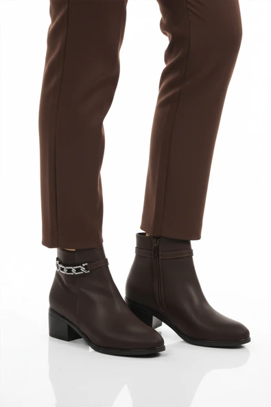 Aspor Kahve Fermuarlı Polarlı Kadın Topuklu Bot ürün görseli