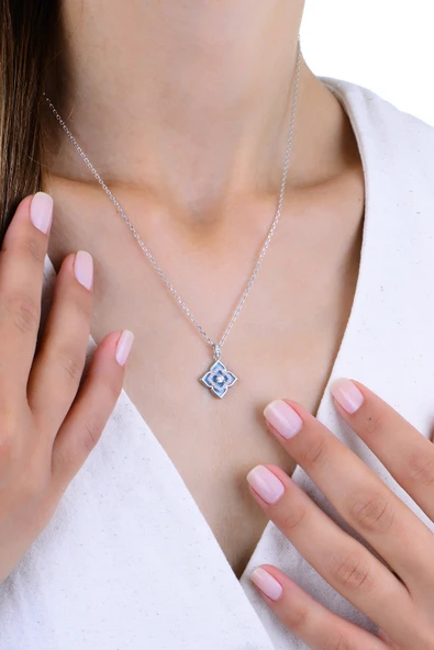 Gümüş rodyumlu zirkon taşlı prenses çiçeği yonca kolye SGTL12957RODAJ ürün görseli