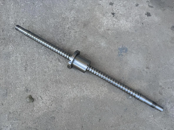 Hiwin SD05KS1004 40mm Vidalı Mil 1000mm - Resim 2