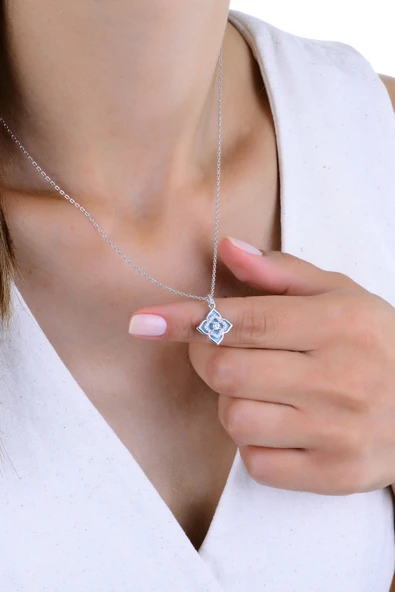 Gümüş rodyumlu zirkon taşlı prenses çiçeği yonca kolye SGTL12957RODAJ - Resim 2