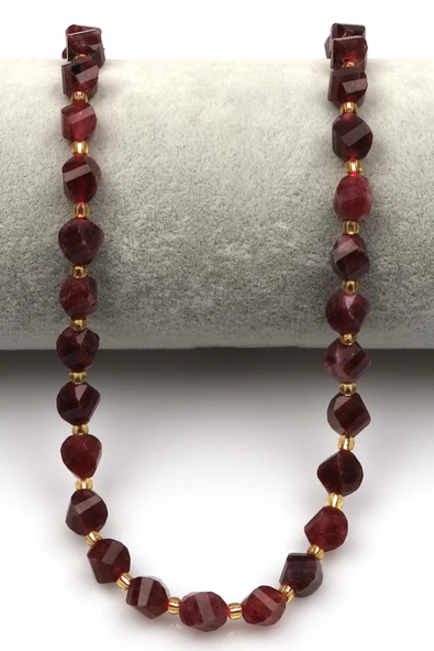 Bordo Renkli Kuvars Doğal Taş Dizi 6 x 8 mm Burgu Kesim - Resim 2