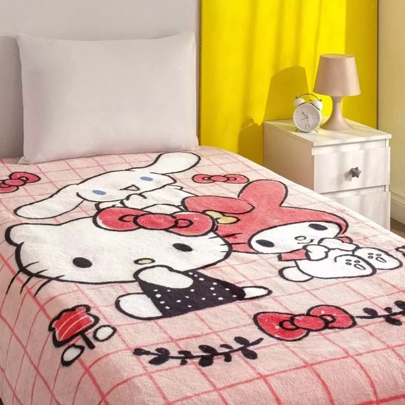 Taç Lisanslı Tek Kişilik Çocuk Battaniye (160x220)-Hello Kitty Friends Pembe - 2
