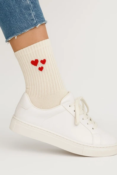 Kadın Kalp Desenli Pamuklu Kısa Çorap – Günlük Rahat Stil Tekli - Resim 4