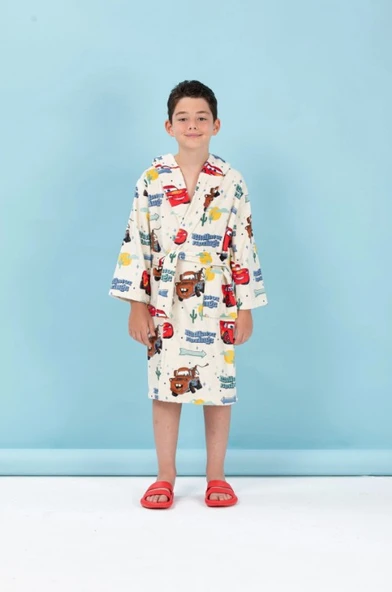 Özdilek Disney Lisanslı Cars Spring Krem Nakışlı 7-8 Yaş Kapüşonlu Çocuk Bornozu