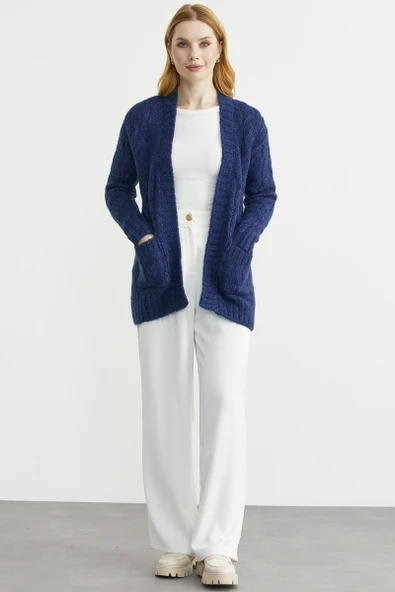 Saç Örgü Motifli Cepli Triko Hırka - Lacivert ürün görseli