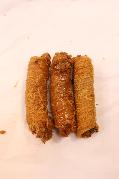 Öz Altın Kayısı Lotuslu Kadayıflı Sarma 1 KG ürün görseli