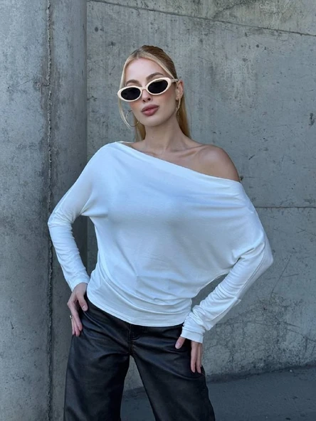 Yarasa Kol Geniş Yaka Siyah Bluz Bol Kesim Likralı Kumaş Düşük Omuz Üst - Resim 6