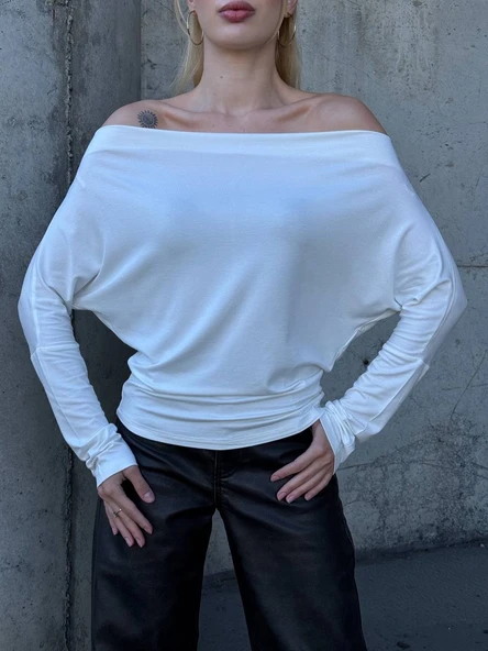 Yarasa Kol Geniş Yaka Siyah Bluz Bol Kesim Likralı Kumaş Düşük Omuz Üst ürün görseli 1